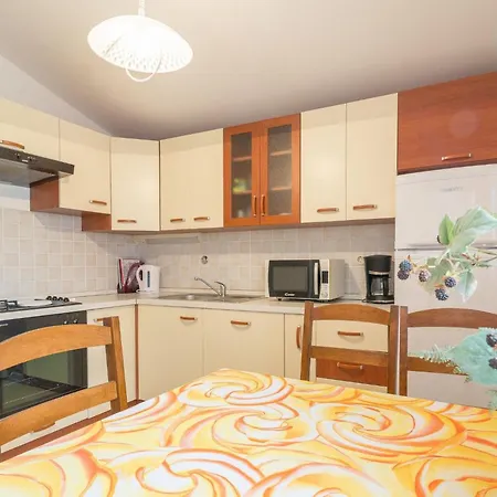 Apartament Puskaric 2 By Interhome *