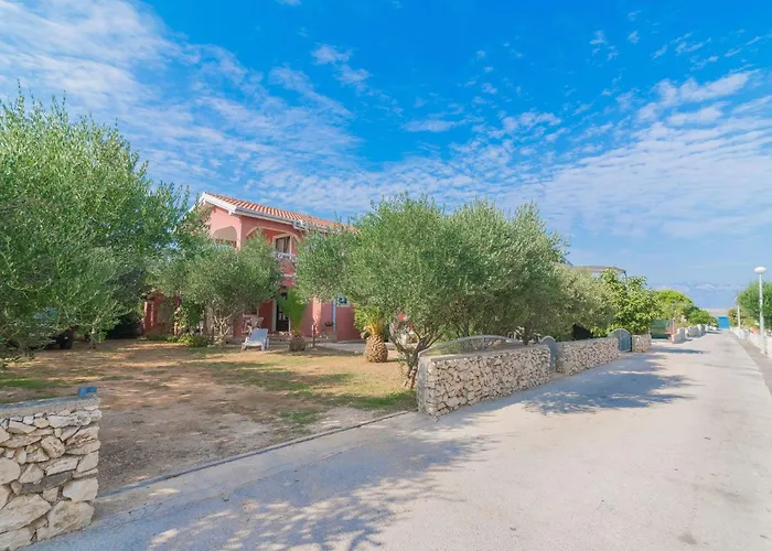 Puskaric 2 By Interhome ヴィル